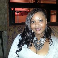 Raquel Robinson Photo 26