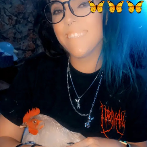 Cassandra Davis Photo 14