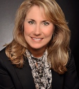 Leslie Taylor Photo 6