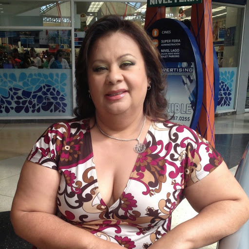 Angela Lugo Photo 36