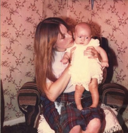 Lorraine Hughes Photo 19