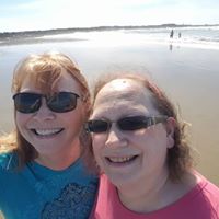 Ellen Robbins Photo 15