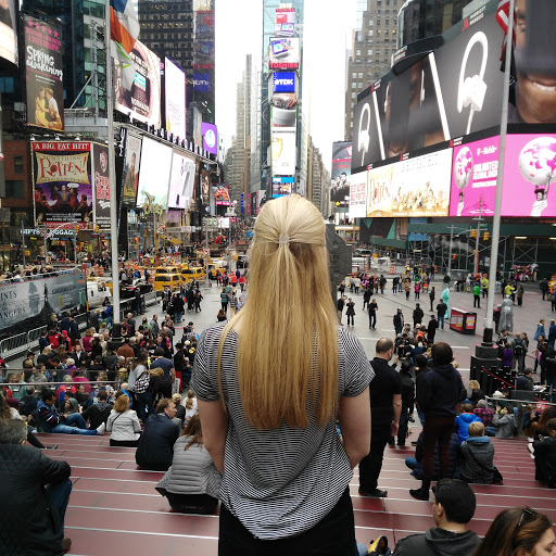 Julia Busch Photo 14