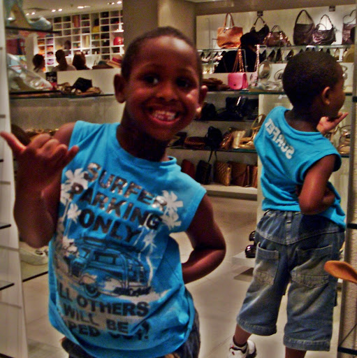Ronald Gabriel Photo 37