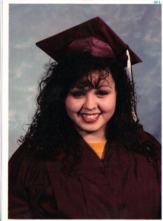 Julie Alvarez Photo 3