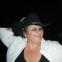 Elizabeth Johns Photo 11