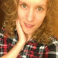 Sara Draper Photo 24