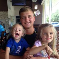 Traci Henderson Photo 44