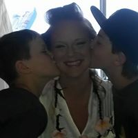 Mandy Clapper Photo 5