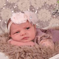 Angela Lynch Photo 28