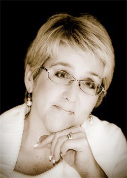 Regina Hunter Photo 32