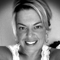 Kimberly Hilliard Photo 12