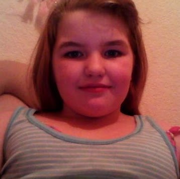 Leah Wallace Photo 5