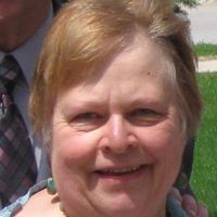 Suzanne Walter Photo 17