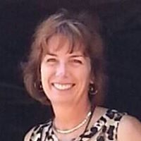 Julie Clements Photo 15