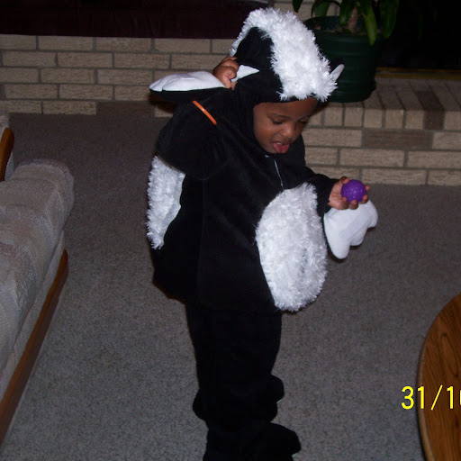 Tonya Harris Photo 6