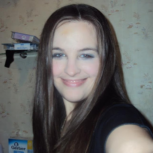 Amanda Marlow Photo 10