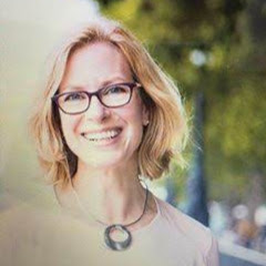 Catherine Walker Photo 41