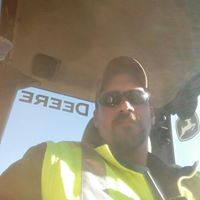 Tracy Spires Photo 12