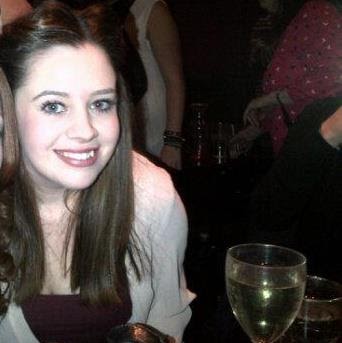 Emily Bates Photo 30