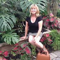 Dianne Davies Photo 10