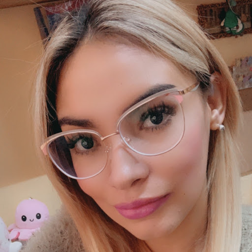 Carmen Escobar Photo 6