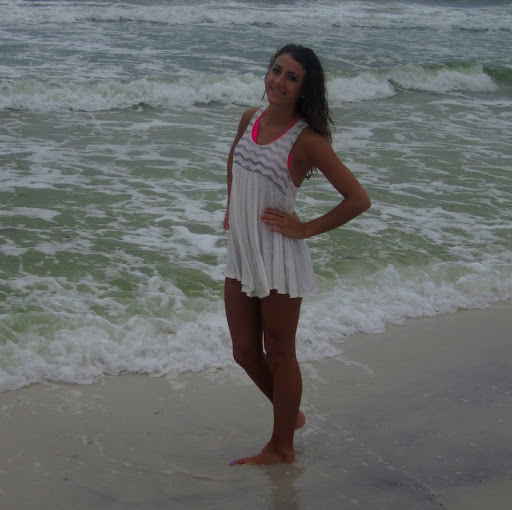 Alexandra Hauser Photo 15