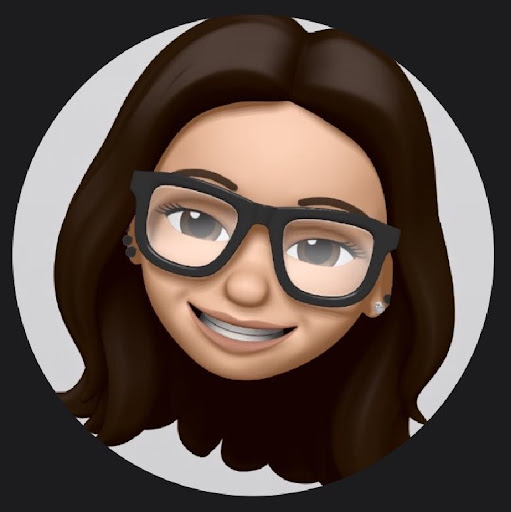 Stephanie Travis Photo 32