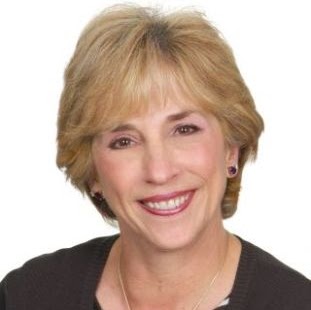 Linda Christensen Photo 17