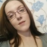 Sarah Darling Photo 10