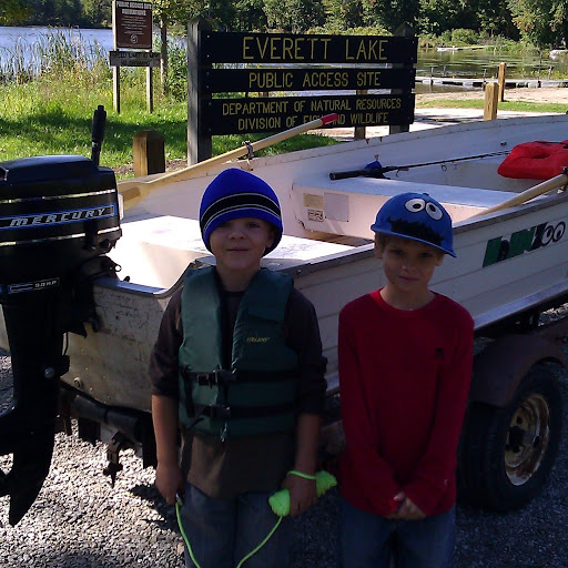 Jeremy Hahn Photo 20