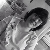 Julie Harper Photo 38