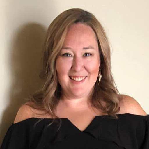 Michelle Burks Photo 33