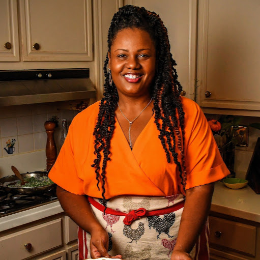 Jennifer Booker Photo 14