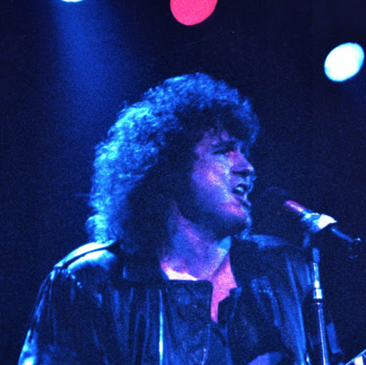Donald Dean Photo 45