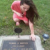 Rachel Meyer Photo 27