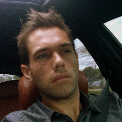 Stephen Wolf Photo 48