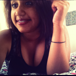 Amy Almeida Photo 9