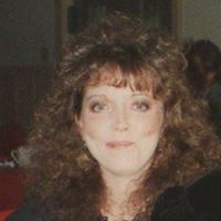 Nell Robinson Photo 18