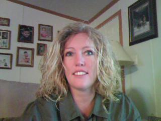 Paula Taylor Photo 37