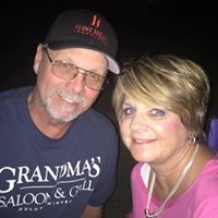 Julie Ingram Photo 40