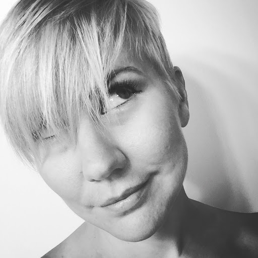 Ashley Shaffer Photo 18