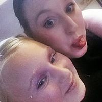 Vicki Steven Photo 2