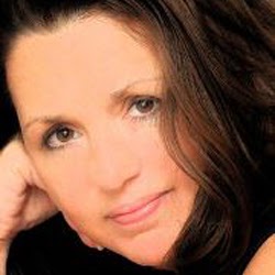 Christine Kendrick Photo 38