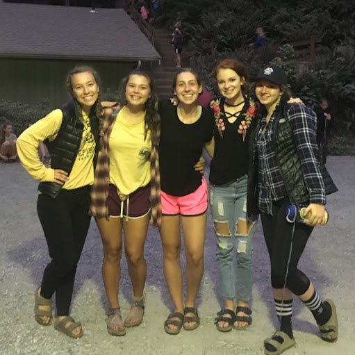 Julia Mccarty Photo 8