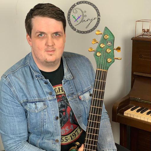 Daniel Brennan Photo 55