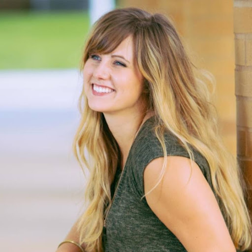 Kristen Bauer Photo 25