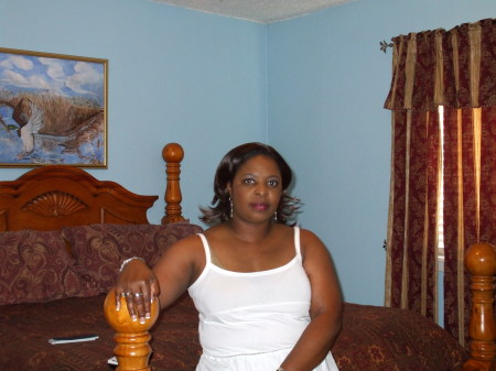 Patricia Chapman Photo 34