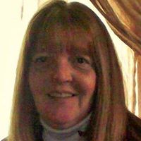 Stephanie Neely Photo 27