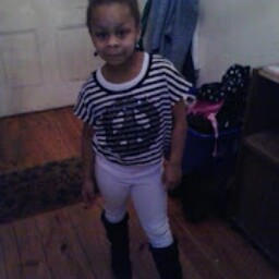 Stephanie Sterling Photo 17